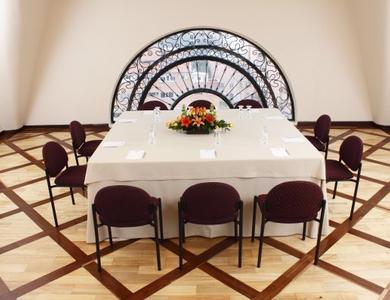 Salón Arco ESTELAR Suites Jones Colombia - Bogotá Salón Arco ESTELAR Suites Jones Colombia - Bogotá